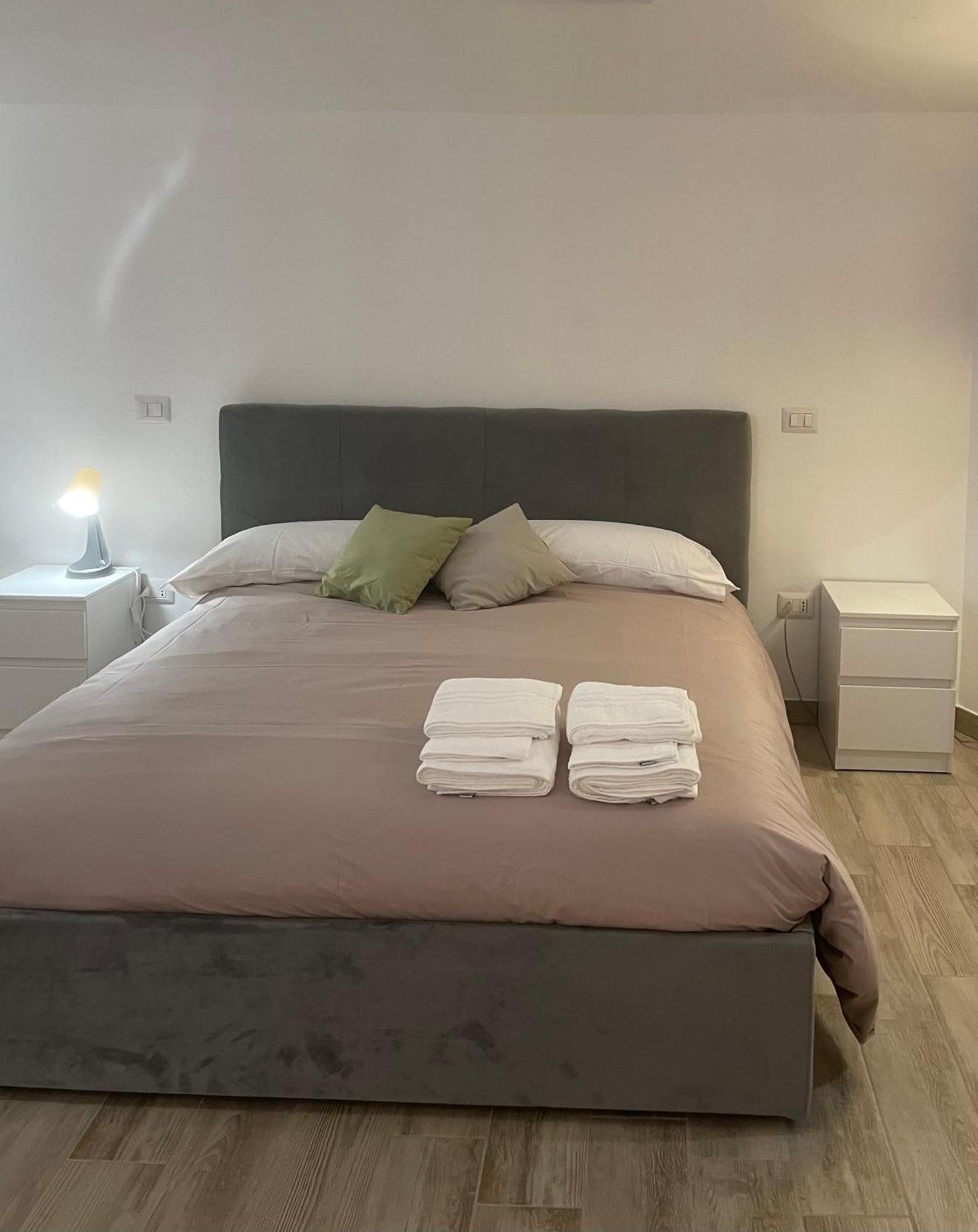 Il Tramonto Apartment Montalcino Bagian luar foto
